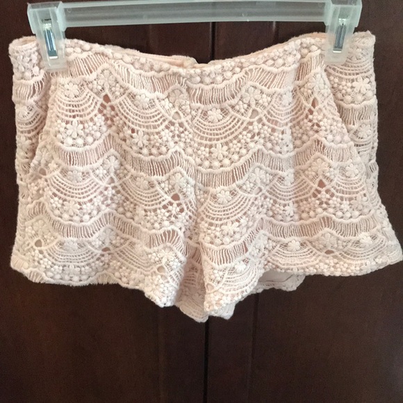 Lace shorts! - Picture 1 of 5